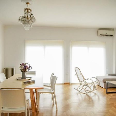 Athenian Blue - Family Apt 5' Minutes From Acropolis Museum Екстериор снимка