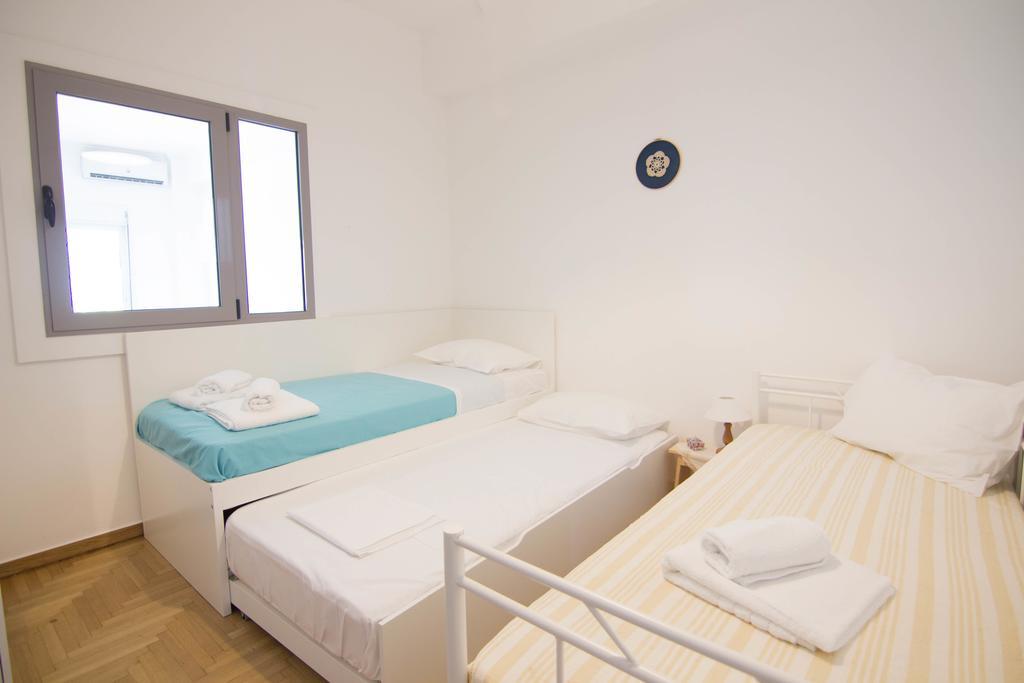 Athenian Blue - Family Apt 5' Minutes From Acropolis Museum Екстериор снимка