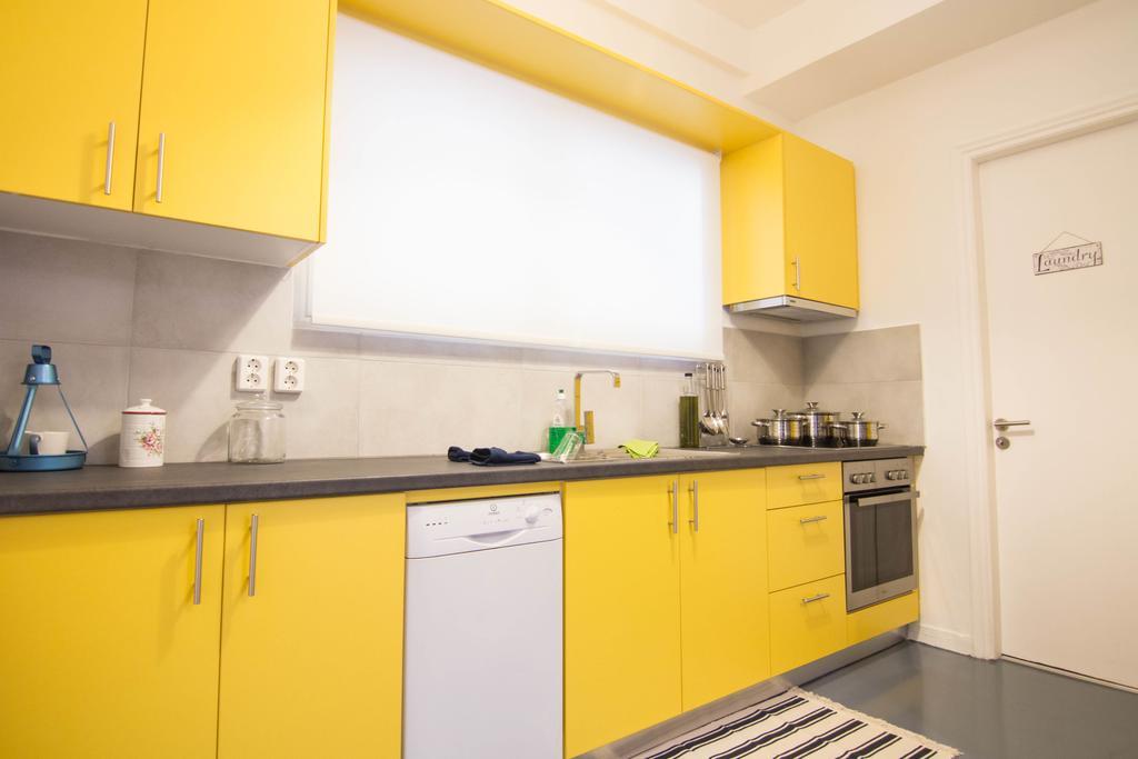 Athenian Blue - Family Apt 5' Minutes From Acropolis Museum Екстериор снимка