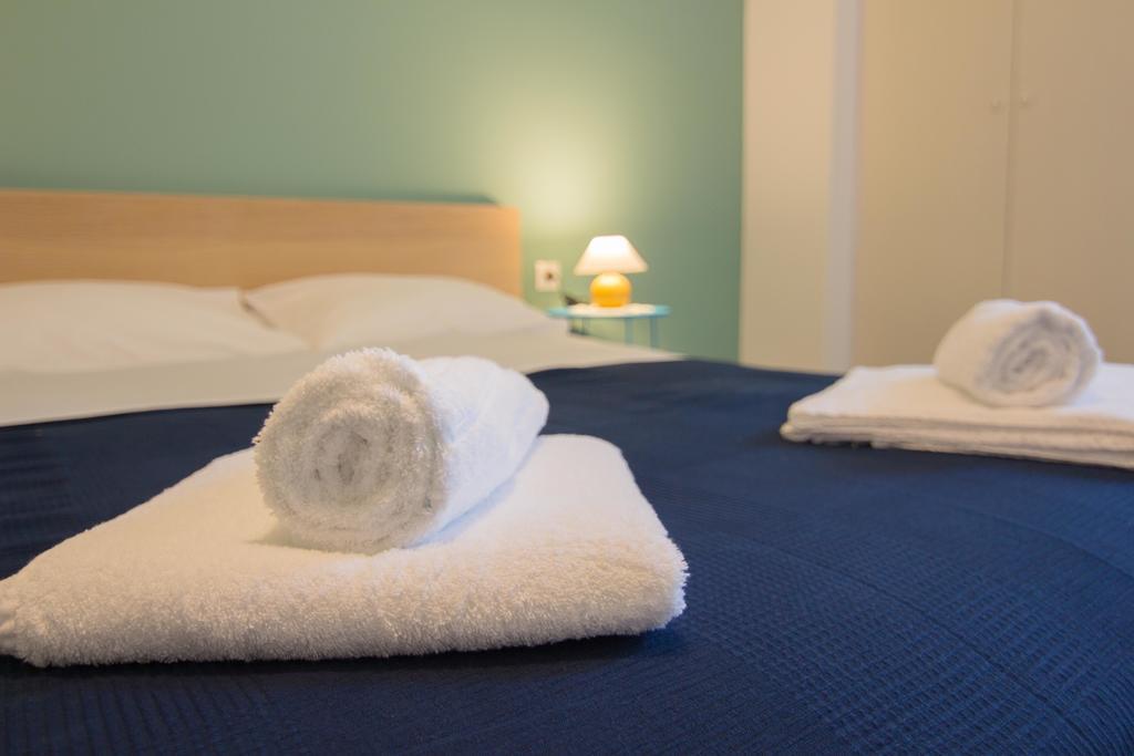 Athenian Blue - Family Apt 5' Minutes From Acropolis Museum Екстериор снимка