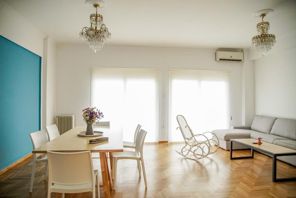 Athenian Blue - Family Apt 5' Minutes From Acropolis Museum Екстериор снимка
